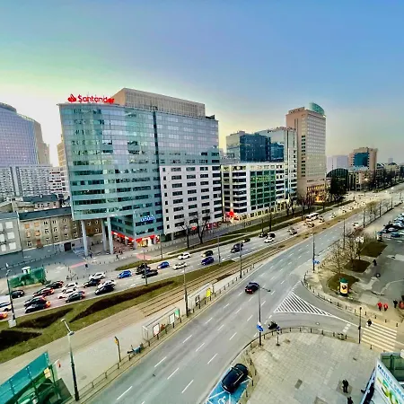 Super Rondo Onz Metro Nowe Wifi 300 Mb/s Aircondition Netflix Spotify * Varşova