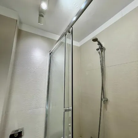 Daire Super Rondo Onz Metro Nowe Wifi 300 Mb/s Aircondition Netflix Spotify