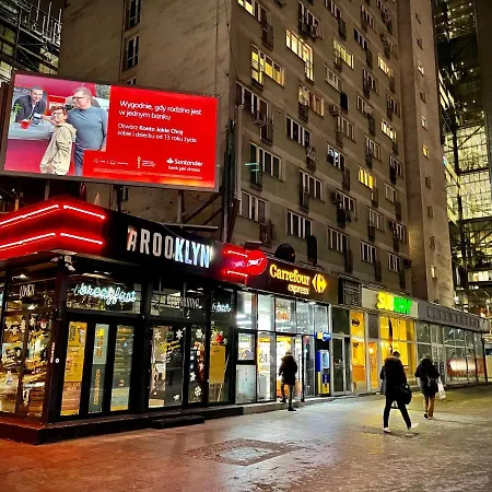 Super Rondo Onz Metro Nowe Wifi 300 Mb/s Aircondition Netflix Spotify Apartmán *