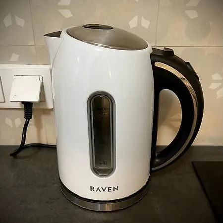 Super Rondo Onz Metro Nowe Wifi 300 Mb/s Aircondition Netflix Spotify * ורשה