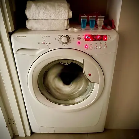 Super Rondo Onz Metro Nowe Wifi 300 Mb/s Aircondition Netflix Spotify *