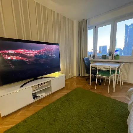 Super Rondo Onz Metro Nowe Wifi 300 Mb/s Aircondition Netflix Spotify *