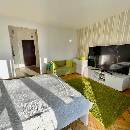 Super Rondo Onz Metro Nowe Wifi 300 Mb/s Aircondition Netflix Spotify *