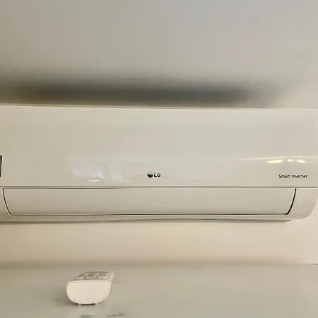 Apartament Super Rondo Onz Metro Nowe Wifi 300 Mb/s Aircondition Netflix Spotify